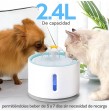 Fuente bebedero para mascotas 2.4L con luz LED