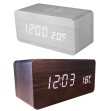 Reloj LED de madera con cargador inalámbrico Qi